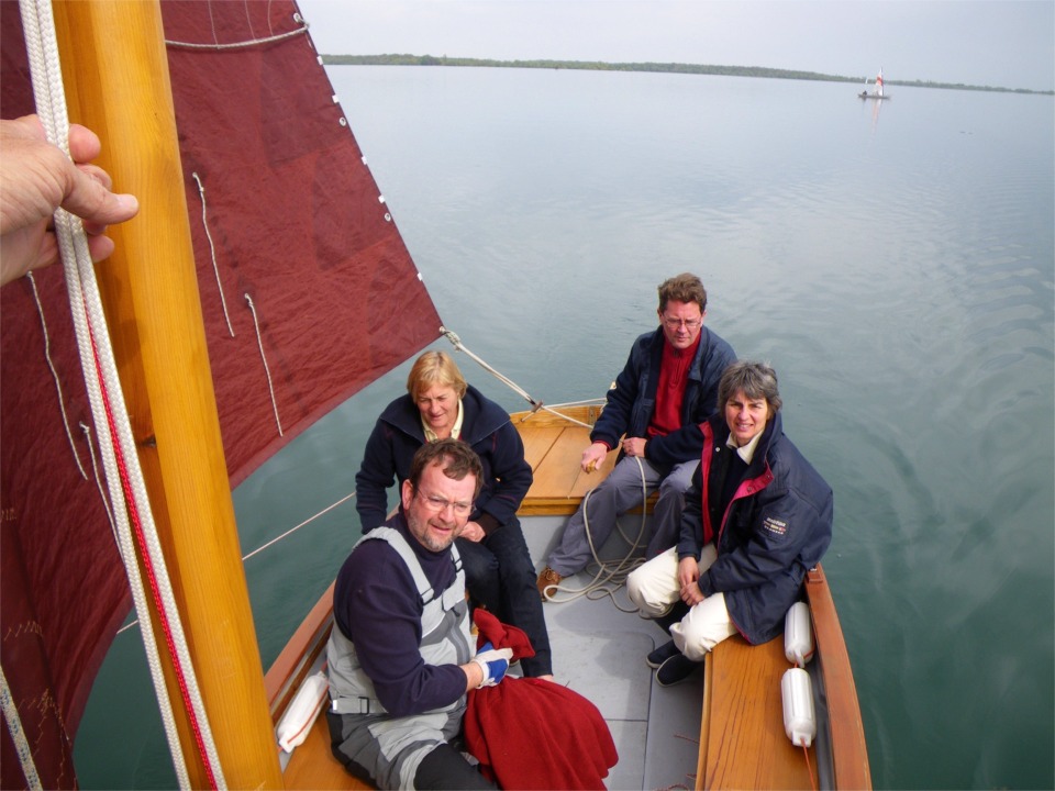 L'équipage de "Thema" photographié par son skipper. 