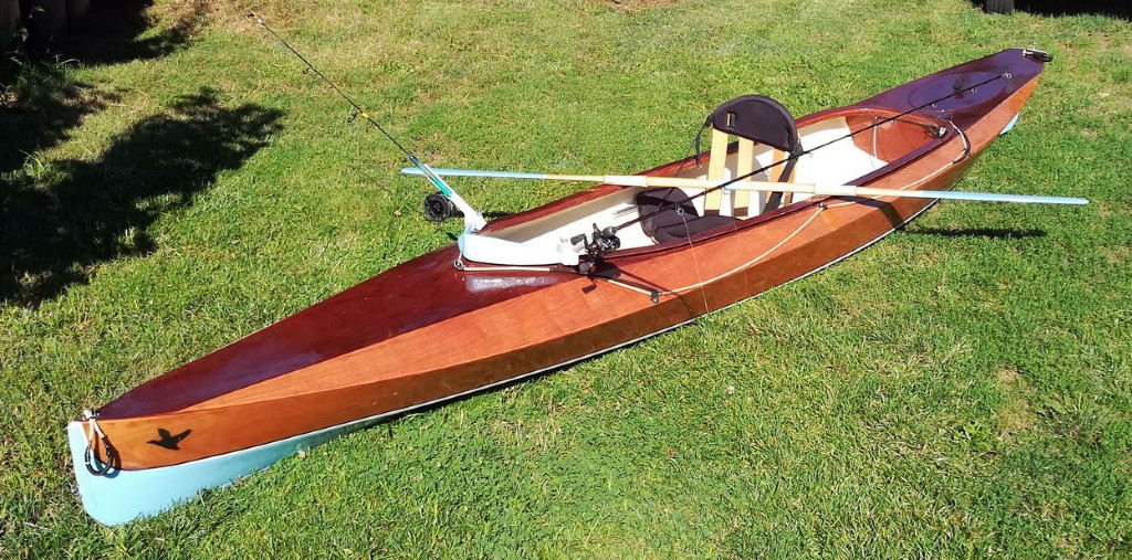 Utilisation en kayak sans gréement pour la pêche. 