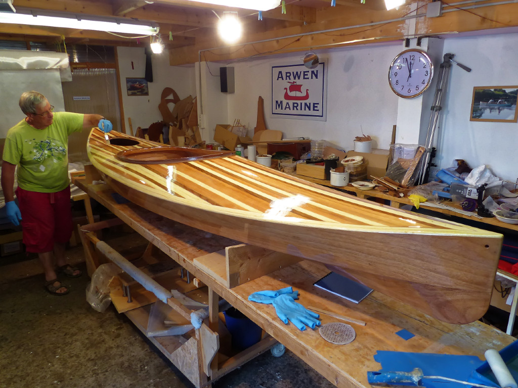 Benoit est revenu à l'atelier mi-août pour la seconde semaine de construction de son Wood Duck 12 Hybride. 